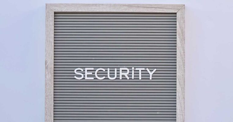 difference between active and passive security